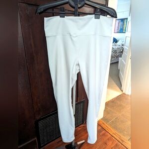Fabletics size XXL power hold leggings